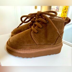 NWOT Toddler Boots